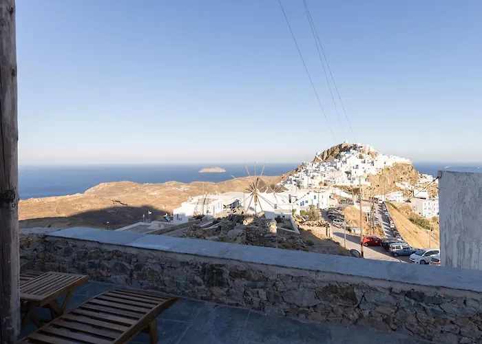 Aelia House Serifos