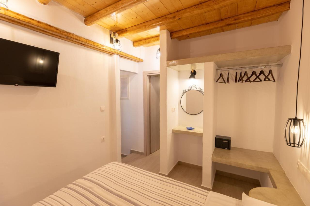 Aelia House Holiday home
